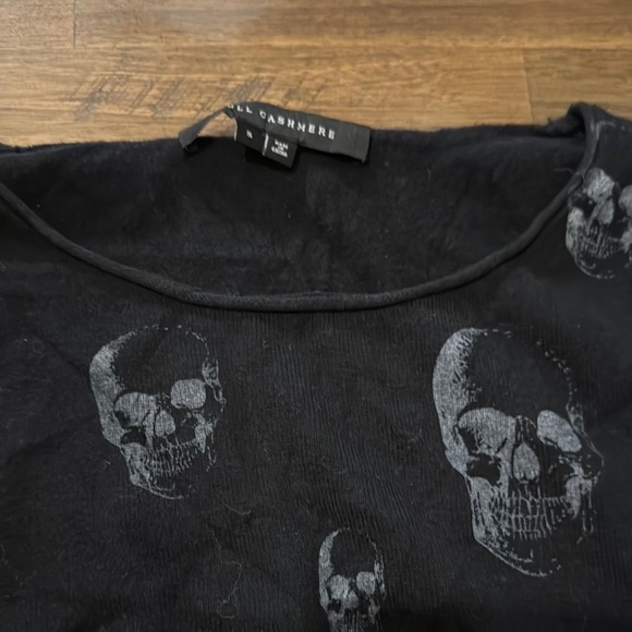 Skull Cashmere Black Crewneck Sweater with Skull Pattern - Picture 4 of 8